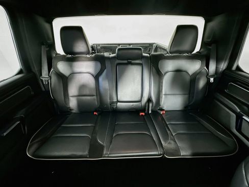 Used 2024 RAM 1500 Laramie AWD/4WD image 13