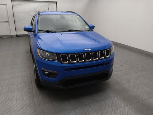 Used 2017 Jeep Compass Latitude AWD/4WD image 14