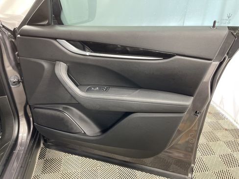 Used 2022 Maserati Levante GT image 29