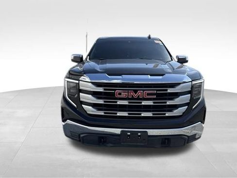 Used 2024 GMC Sierra 1500 SLE AWD/4WD image 3