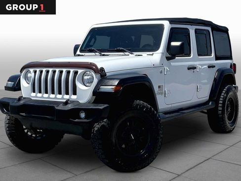 Used 2018 Jeep Wrangler Unlimited Sport S AWD/4WD image 1