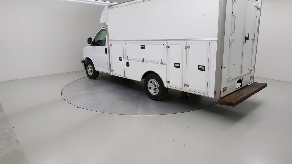 Used 2019 Chevrolet Express 3500 w/ Power Convenience Package RWD image 21