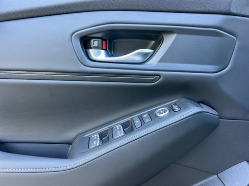 Used 2025 Honda Accord Sport image 11