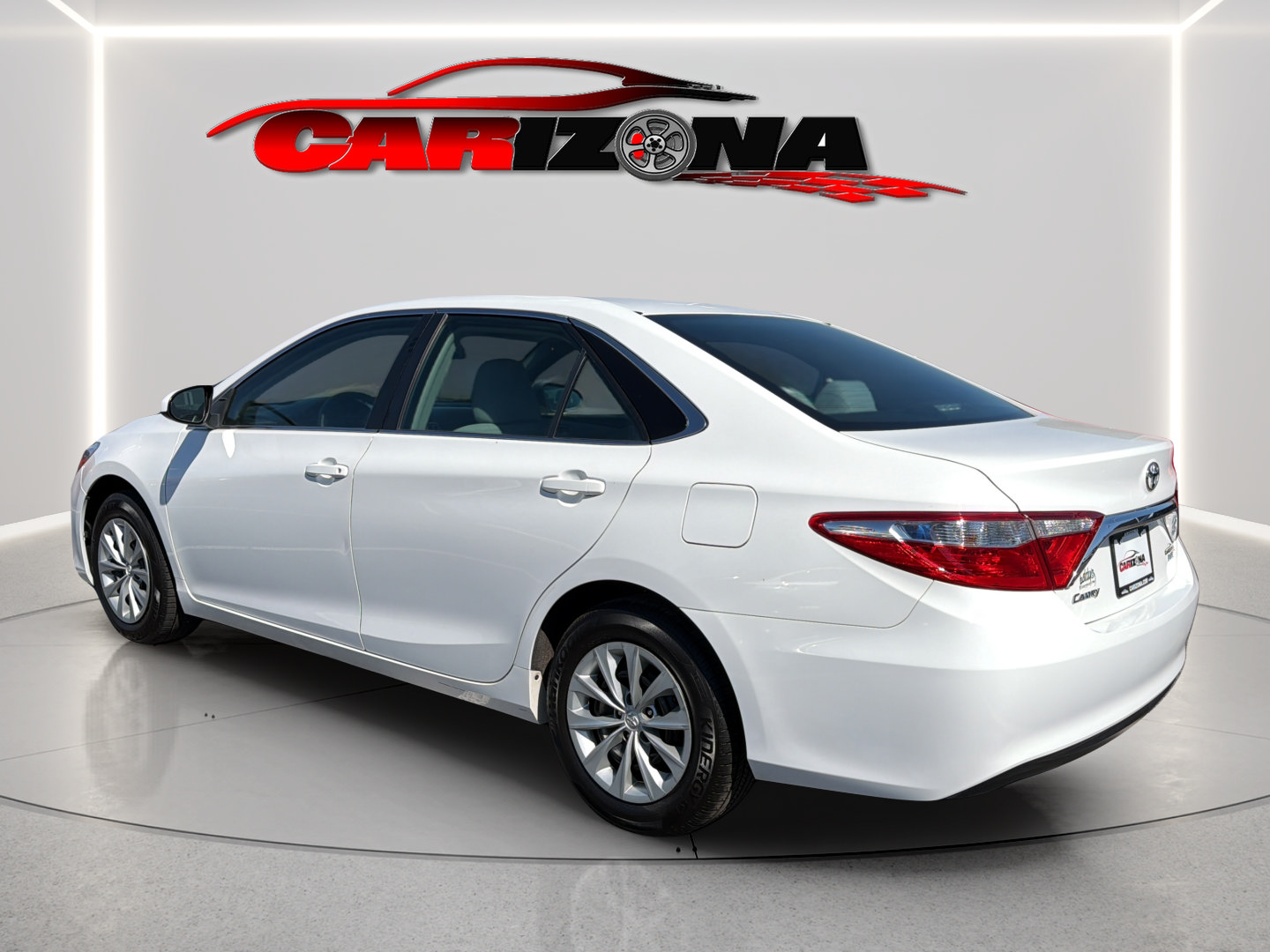Used 2016 Toyota Camry LE FWD image 9