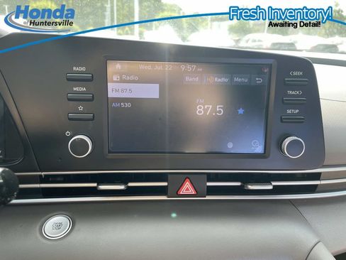 Used 2023 Hyundai Elantra SEL w/ Cargo Package FWD image 33
