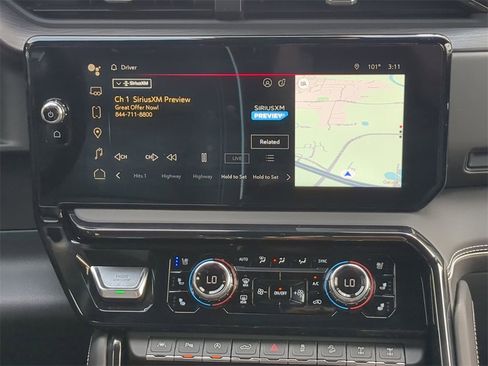 Used 2024 GMC Sierra 1500 AT4X image 18