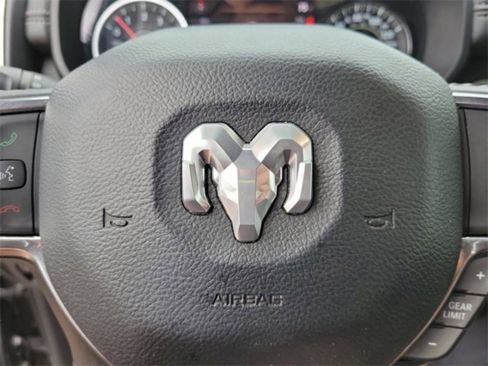 Used 2024 RAM 1500 Laramie image 28