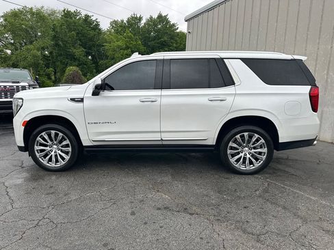 Used 2021 GMC Yukon Denali w/ Denali Ultimate Package AWD/4WD image 9
