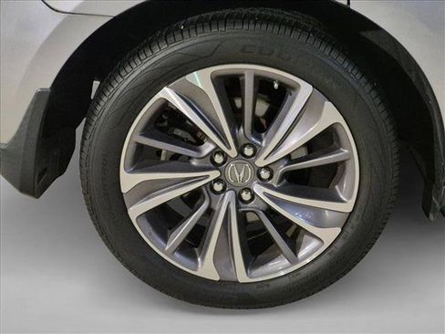 Used 2018 Acura MDX w/ Technology Package FWD image 7