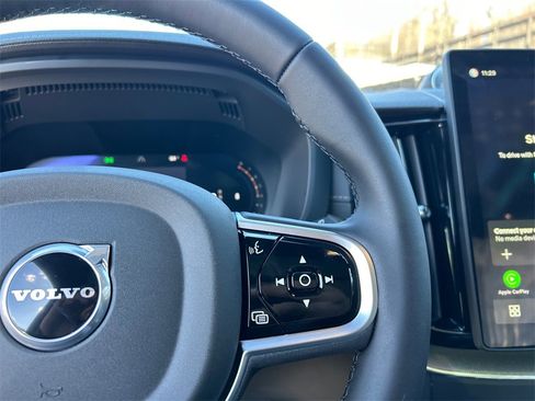 New 2026 Volvo XC60 B5 Ultra w/ Protection Package Premier image 14