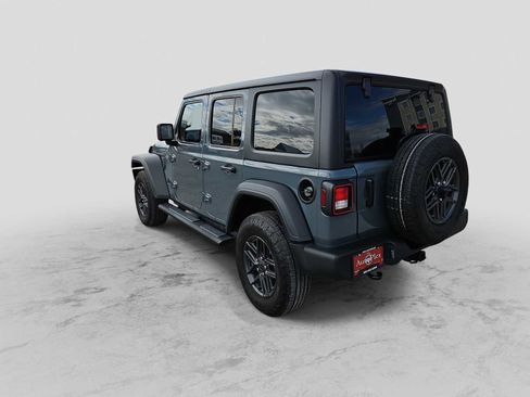 Used 2024 Jeep Wrangler Sport S image 6