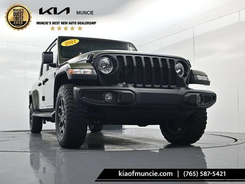 Used 2021 Jeep Gladiator Sport AWD/4WD image 38