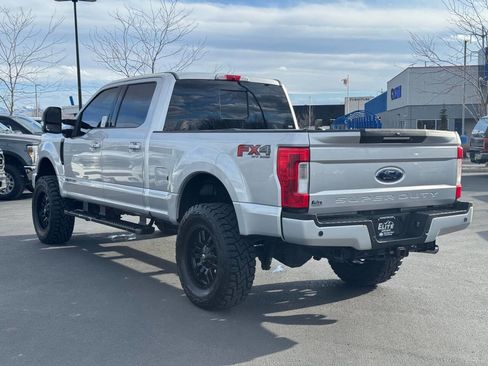Used 2019 Ford F350 Lariat image 9