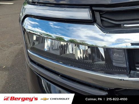 Used 2024 Ford Expedition Limited AWD/4WD image 11