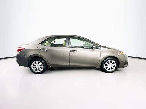 Used 2018 Toyota Corolla LE FWD image 10