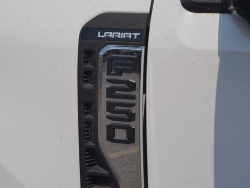 Certified 2024 Ford F250 Lariat w/ Lariat Ultimate Package AWD/4WD image 20