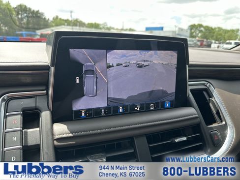 Used 2021 Chevrolet Tahoe LT w/ LT Signature Package AWD/4WD image 17