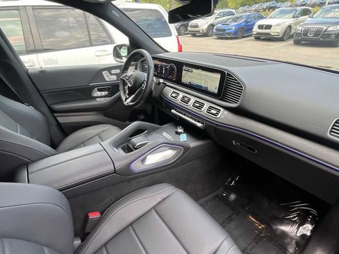 Certified 2025 Mercedes-Benz GLE 450e 4MATIC image 11
