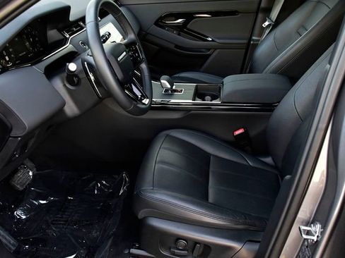 Used 2025 Land Rover Range Rover Evoque S AWD/4WD image 12