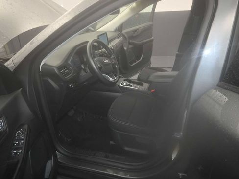 Used 2025 Ford Escape Active FWD image 12