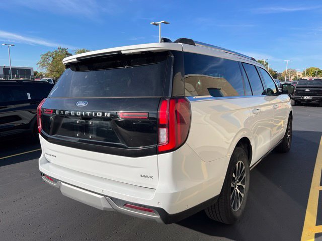 Used 2025 Ford Expedition Max Platinum AWD/4WD image 2