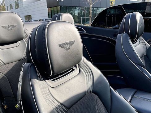 Used 2023 Bentley Continental GT V8 image 33