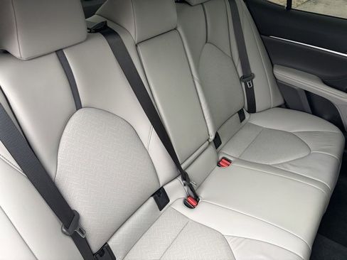 Used 2024 Toyota Camry XLE w/ Cold Weather Package image 39