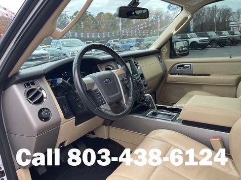 Used 2017 Ford Expedition Limited image 6