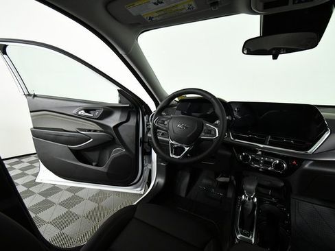 New 2026 Chevrolet Trax ACTIV image 19