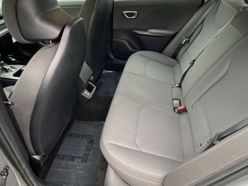 Used 2025 Kia K4 FWD image 13