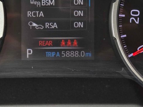 Used 2020 Toyota RAV4 XLE w/ All Weather Liner Package AWD/4WD image 28