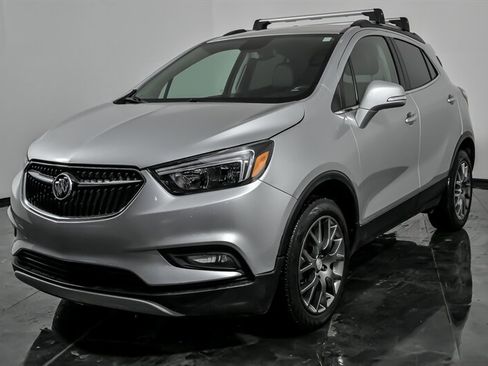 Used 2019 Buick Encore Sport Touring w/ LPO, Active Package image 5