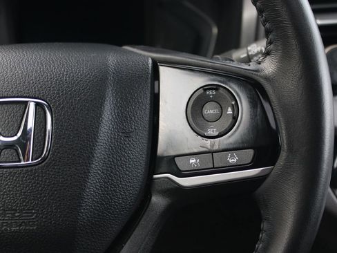 Certified 2024 Honda Odyssey Touring image 21