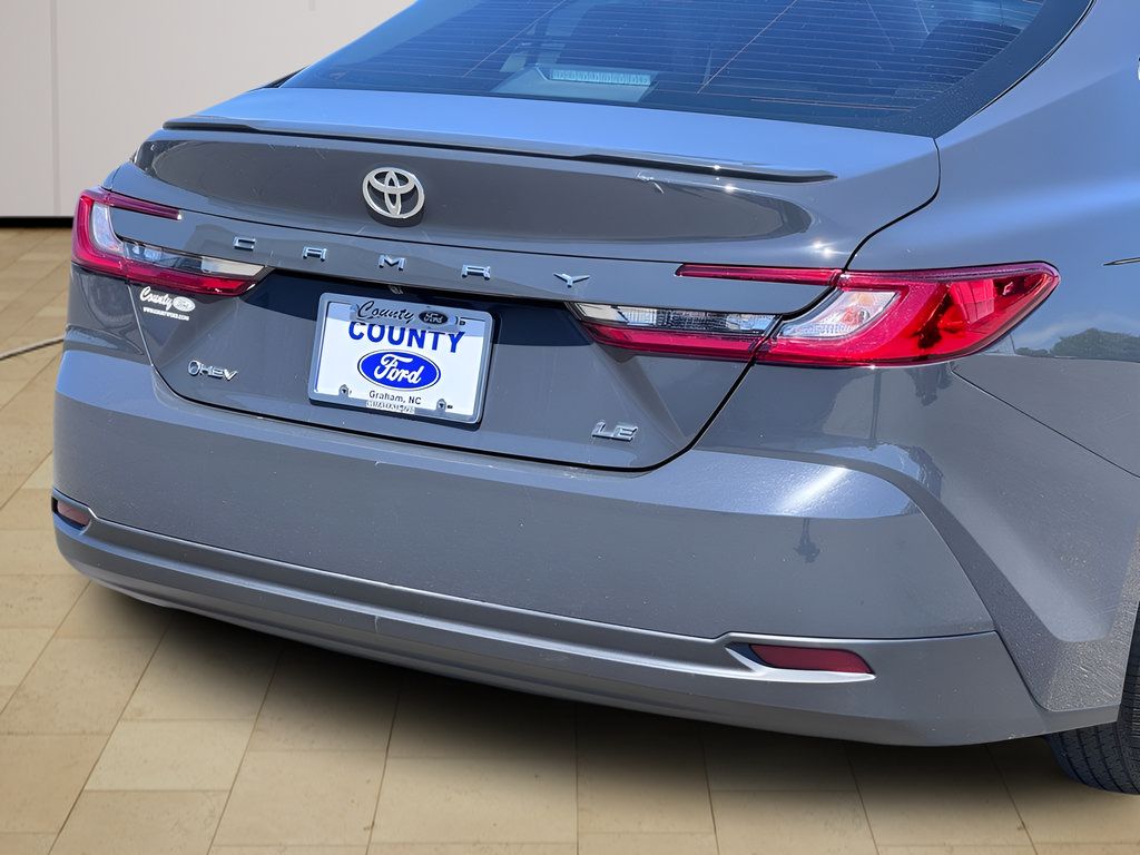Used 2025 Toyota Camry LE FWD image 35
