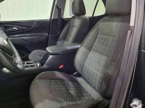 Used 2024 Chevrolet Equinox LT image 33