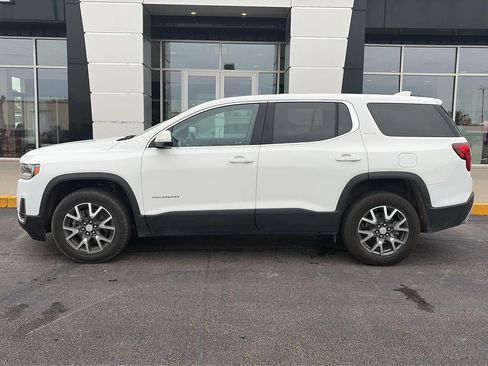 Used 2023 GMC Acadia SLE AWD/4WD image 1