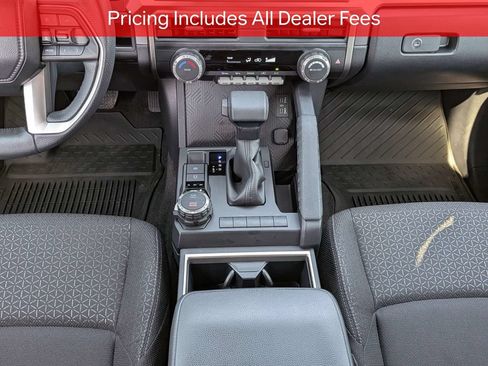 Certified 2025 Toyota 4Runner SR5 AWD/4WD image 20