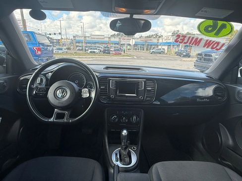 Used 2016 Volkswagen Beetle 1.8T S image 10
