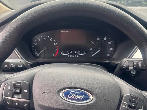 Used 2020 Ford Escape SE FWD image 4