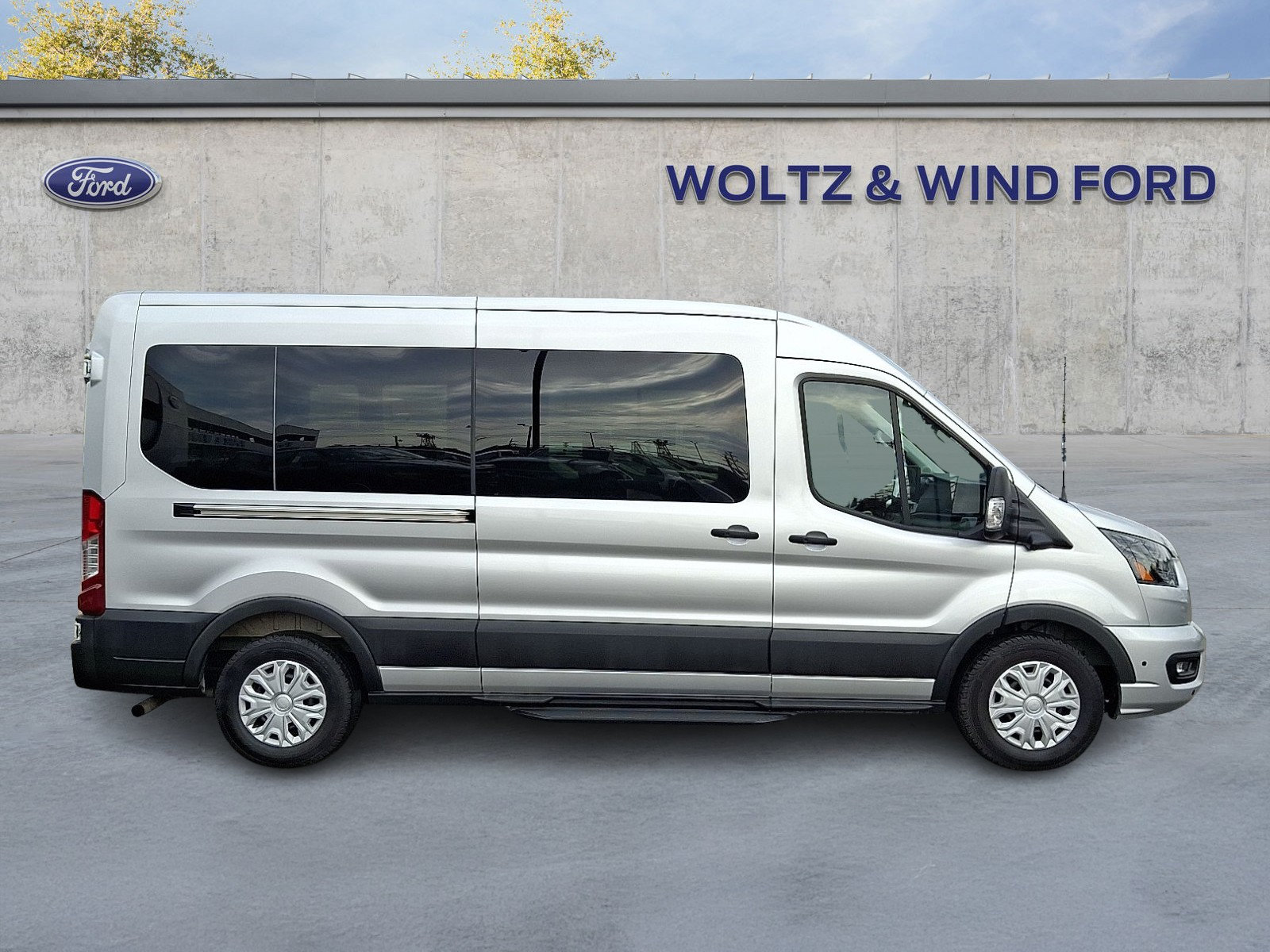 Used 2026 Ford Transit 350 XLT RWD image 7