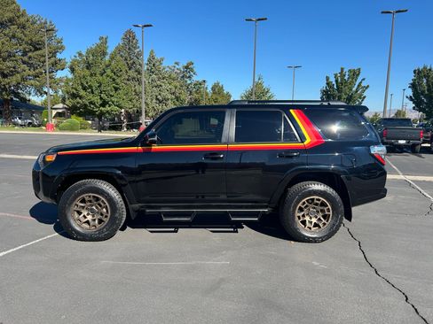 Certified 2023 Toyota 4Runner 40th Anniversary SE image 2