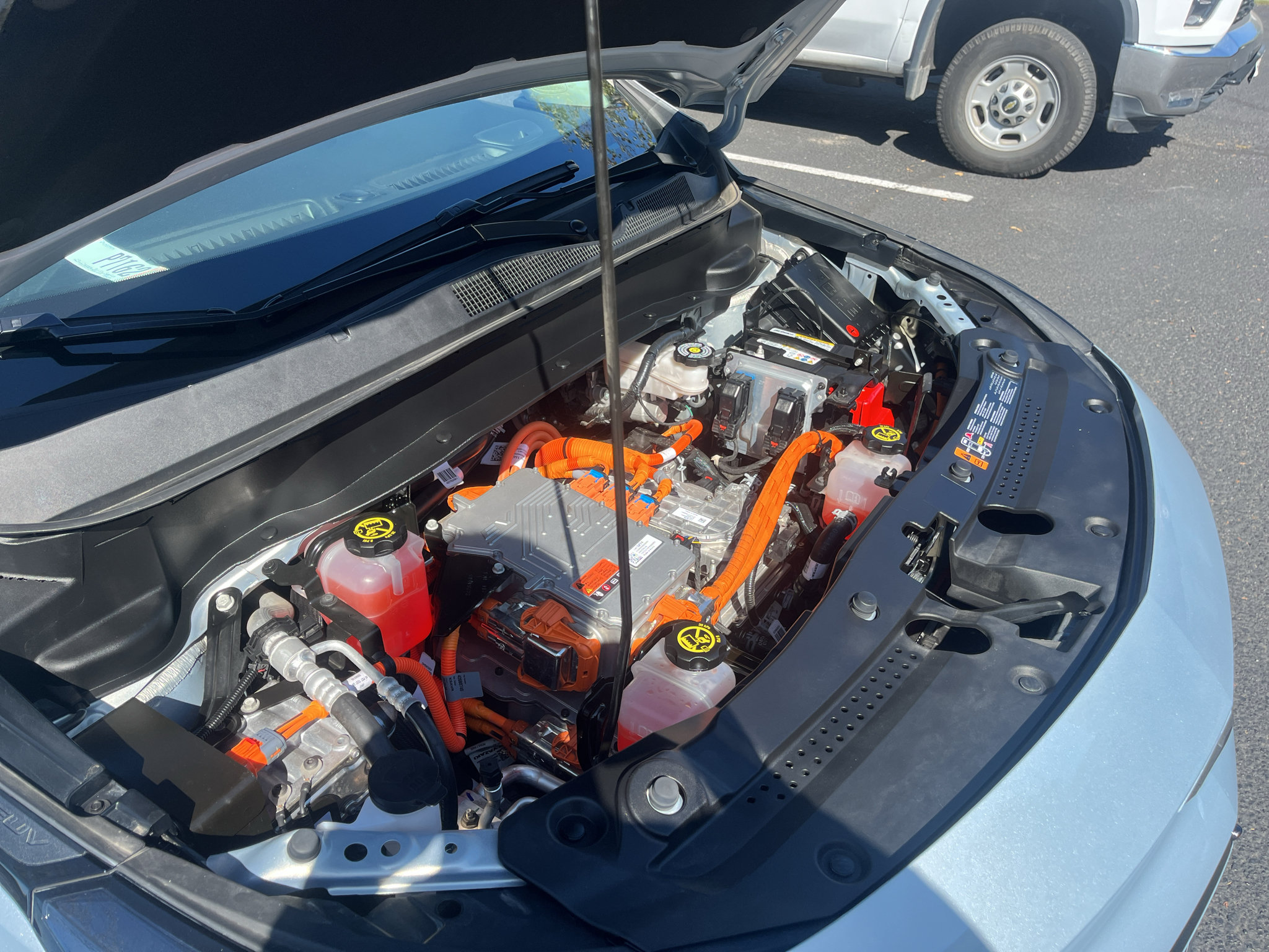Used 2023 Chevrolet Bolt EUV Premier w/ Sun & Sound Package FWD image 10