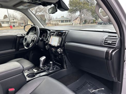 Used 2023 Toyota 4Runner TRD Off-Road Premium w/ Off Road Premium Plus Package image 28