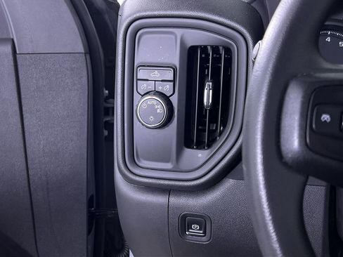 Used 2024 Chevrolet Silverado 1500 Custom image 29