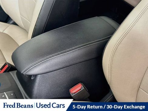 Used 2020 Ford Escape Titanium w/ Titanium Premium Package 2.0 AWD/4WD image 41