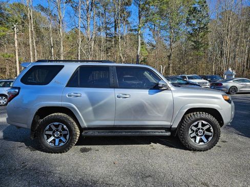 Used 2021 Toyota 4Runner TRD Off-Road Premium image 10