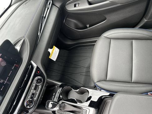 New 2026 Buick Envista Sport Touring w/ Convenience I Package FWD image 24