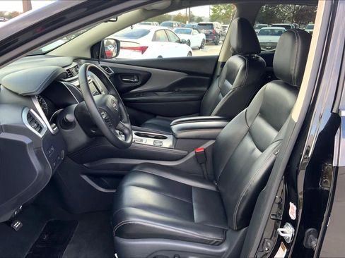 Used 2023 Nissan Murano SV image 7
