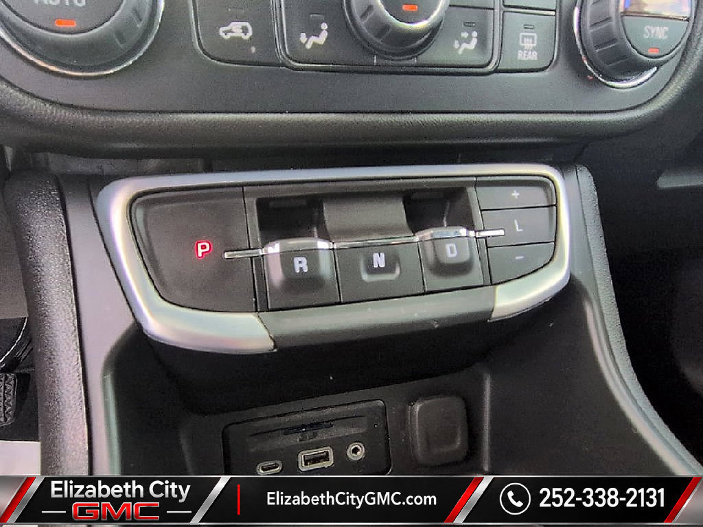 Used 2024 GMC Terrain SLT w/ Elevation Edition AWD/4WD image 13