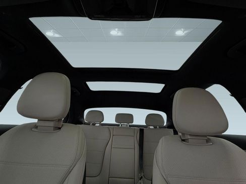 New 2026 Mercedes-Benz C 300 Sedan image 13